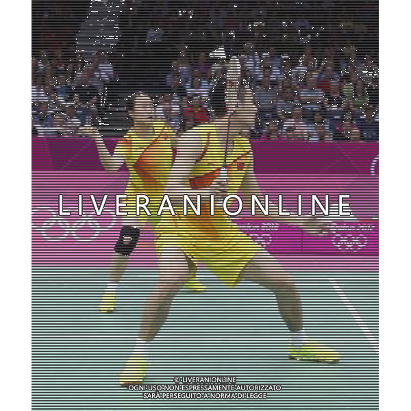 (120802) -- LONDON, Aug. 2, 2012 () -- Zhang Nan/Zhao Yunlei of China compete during badminton mixed doubles semifinal match, at London 2012 Olympic Games in London, Britain, on August 2, 2012. Zhang Nan/Zhao Yunlei of China defeated Joachim Fischer/Christinna Pedersen of Denmark 2-1. (/Tang Shi) (nxl) /PHOTOSHOT/ALDO LIVERANI ITALY ONLY -