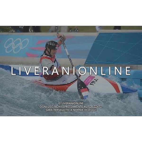 (120802) -- LONDON, Aug. 2, 2012 () -- Emilie Fer of France competes during women\'s canoe slalom Kayak (K1) final competition, at London 2012 Olympic Games in London, Britain, on August 2, 2012. Emilie Fer of France won gold medal. (/Guo Yong) (nxl) /PHOTOSHOT/ALDO LIVERANI ITALY ONLY -