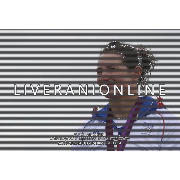 (120802) -- LONDON, Aug. 2, 2012 () -- Emilie Fer of France attends victory ceremony of women\'s canoe slalom Kayak (K1) competition, at London 2012 Olympic Games in London, Britain, on August 2, 2012. Emilie Fer of France won gold medal. (/Ren Zhenglai) (nxl) /PHOTOSHOT/ALDO LIVERANI ITALY ONLY -