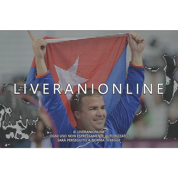 (120803) -- LONDON, Aug. 3, 2012 () -- Leuris Pupo of Cuba celebrates after winning in men\'s shooting 25m rapid fire pistol contest, at London 2012 Olympic Games in London, Britain, on August 3, 2012. Leuris Pupo of Cuba won gold medal. (/Yang Zongyou) (nxl) ©PHOTOSHOT/Agenzia Aldo Liverani Sas - ITALY ONLY - GIOCHI OLIMPICI, OLIMPIADI LONDRA 2012