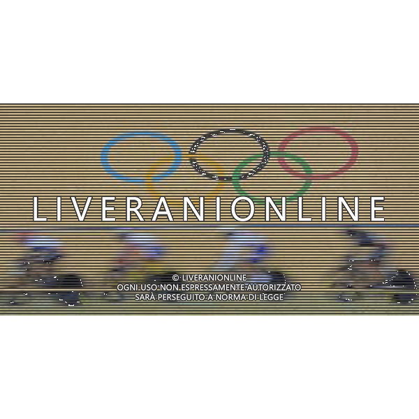 (120803) -- LONDON, Aug. 3, 2012 () -- Cyclers compete during the women\'s Keirin competition of Cycling track event at London 2012 Olympic Games, London, Britain, Aug. 3, 2012. Lee Wai Sze won the bronze medal of the event. (/Li Ga) ©PHOTOSHOT/Agenzia Aldo Liverani Sas - ITALY ONLY - GIOCHI OLIMPICI, OLIMPIADI LONDRA 2012