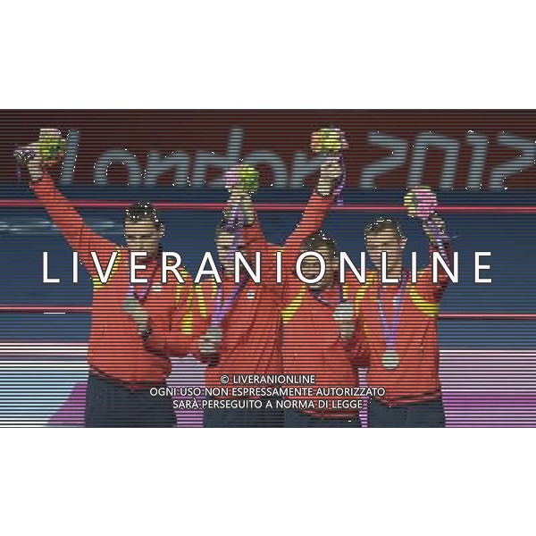 (120803) -- LONDON, Aug. 3, 2012 () -- Fencers of Romania celebrate at the awarding ceremony of men\'s team Sabre Fencing event at London 2012 Olympic Games, London, Britain, Aug. 3, 2012. Team Romania won the silver medal of the event. (/Zeng Yi) ©PHOTOSHOT/Agenzia Aldo Liverani Sas - ITALY ONLY - GIOCHI OLIMPICI, OLIMPIADI LONDRA 2012