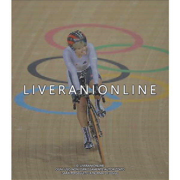 (120803) -- LONDON, Aug. 3, 2012 () -- Lee Wai Sze of Chinese Hong Kong celebrates after the women\'s Keirin competition of Cycling track event at London 2012 Olympic Games, London, Britain, Aug. 3, 2012. Lee Wai Sze won the bronze medal of the event. (/Li Ga) ©PHOTOSHOT/Agenzia Aldo Liverani Sas - ITALY ONLY - GIOCHI OLIMPICI, OLIMPIADI LONDRA 2012