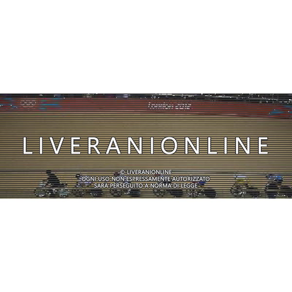 (120803) -- LONDON, Aug. 3, 2012 () -- Cyclers compete during the women\'s Keirin competition of Cycling track event at London 2012 Olympic Games, London, Britain, Aug. 3, 2012. Victoria Pendleton won the gold medal of the event. (/Wang Jianhua) ©PHOTOSHOT/Agenzia Aldo Liverani Sas - ITALY ONLY - GIOCHI OLIMPICI, OLIMPIADI LONDRA 2012
