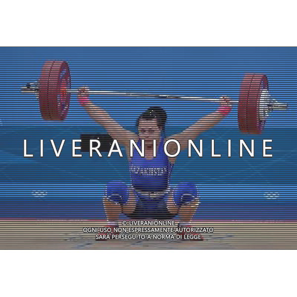 (120803) -- LONDON, Aug. 3, 2012 () -- Svetlana Podobedova of Kazakhstan competes during the women\'s 75kg weightlifting event at London 2012 Olympic Games, London, Britain, Aug. 3, 2012. Svetlana Podobedova claimed the gold medal of the event and set a new Olympic Record of clean and jerk of this event with a weight of 161kg. (/Gong Lei) ©PHOTOSHOT/Agenzia Aldo Liverani Sas - ITALY ONLY - GIOCHI OLIMPICI, OLIMPIADI LONDRA 2012