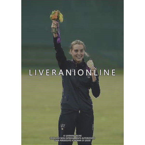 Olympic Games , Royal Artillery Barracks,Olympic Games. Jessica Rossi Agente della Polizia di Stato Centra un Oro da Record 99 su 100, il Trap Mondiale e\' ai Suoi Piedi. Dedicato a Tutti Quelli delle Forze dell\'Ordine che Fanno Bene il Proprio Dovere. Foto di Ferdinando Mezzelani-GMT AG ALDO LIVERANI S A S