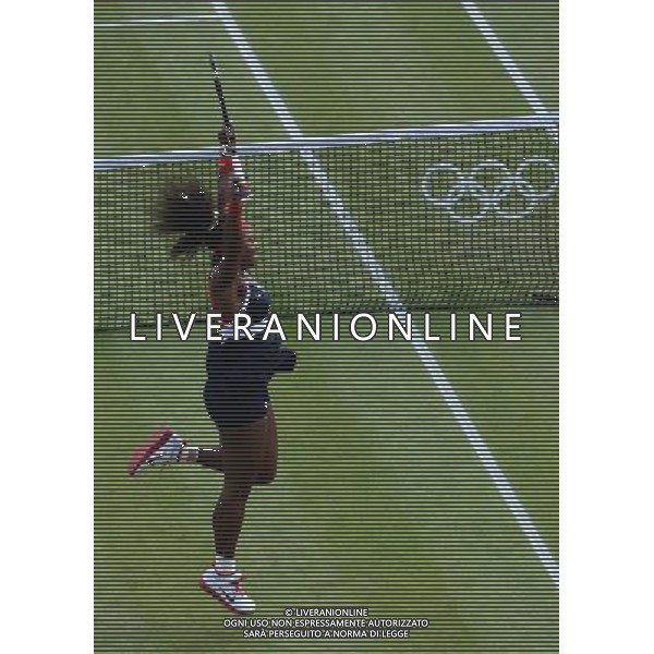 (120804) -- LONDON, Aug. 4, 2012 () -- Serena Williams of USA celebrates after winning in women\'s tennis singles gold medal match, at London 2012 Olympic Games in London, Britain, on August 4, 2012. Serena Williams of USA defeated Gilles Simon of France 2-1. (/Tao Xiyi) (nxl) ©PHOTOSHOT/Agenzia Aldo Liverani Sas - ITALY ONLY - GIOCHI OLIMPICI, OLIMPIADI LONDRA 2012
