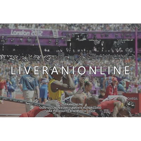 Sprint Runner Usian Bolt, Jamaica at the start of the !00m heats. Olympic Stadium, Stratford. London ©PHOTOSHOT/Agenzia Aldo Liverani Sas - ITALY ONLY - GIOCHI OLIMPICI, OLIMPIADI LONDRA 2012
