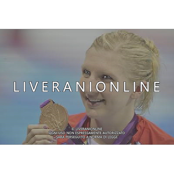 Rebecca Adlington with her Bronze Medal Aquatics Centre, Olympic Park. London ©PHOTOSHOT/Agenzia Aldo Liverani Sas - ITALY ONLY - GIOCHI OLIMPICI, OLIMPIADI LONDRA 2012