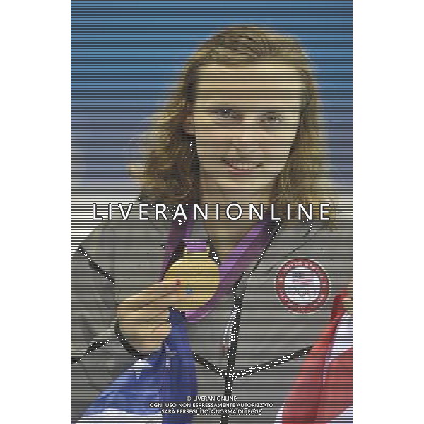 Katie Ledecky USA with her Gold Medal winner of the womens 800m freestyle. Aquatics Centre, Olympic Park. London ©PHOTOSHOT/Agenzia Aldo Liverani Sas - ITALY ONLY - GIOCHI OLIMPICI, OLIMPIADI LONDRA 2012