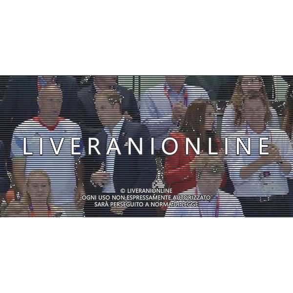 (120803) -- LONDON, Aug. 3, 2012 () -- British Prince William and Catherine, Duchess of Cambridge, watch swimming competition at London 2012 Olympic Games in London, Britain, August 3, 2012. (/Liu Dawei) (zgp) ©PHOTOSHOT/Agenzia Aldo Liverani Sas - ITALY ONLY - GIOCHI OLIMPICI, OLIMPIADI LONDRA 2012