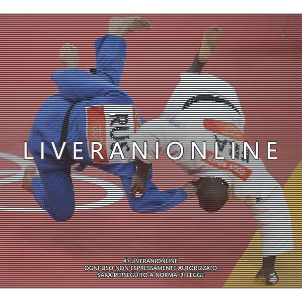 (120803) -- LONDON, Aug. 3, 2012 () -- Teddy Riner of France (in white) competes with Alexander Mikhaylin of Russia during men\'s Judo +100kg gold medal contest, at London 2012 Olympic Games in London, Britain, on August 3, 2012. Teddy Riner of France won. (/Wang Qingqin) (nxl) ©PHOTOSHOT/Agenzia Aldo Liverani Sas - ITALY ONLY - GIOCHI OLIMPICI, OLIMPIADI LONDRA 2012