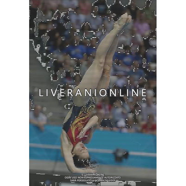 (120804) -- LONDON, Aug. 4, 2012 () -- He Zi of China competes during semifinal of women\'s 3m springboard of diving competition, at London 2012 Olympic Games in London, Britain, August 4, 2012. China\'s He Zi and Wu Minxia advanced to final in this event. (/Fan Jun) (zgp) ©PHOTOSHOT/Agenzia Aldo Liverani Sas - ITALY ONLY - GIOCHI OLIMPICI, OLIMPIADI LONDRA 2012