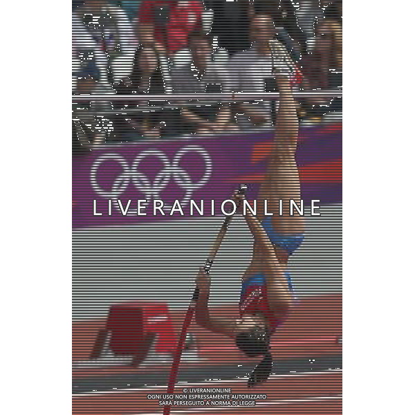 (120804) -- LONDON, Aug. 4, 2012 () -- Elena Isinbaeva of Russia competes during women\'s pole vault qualification group B contest, at London 2012 Olympic Games in London, Britain, on August 4, 2012. Elena Isinbaeva of Russia made it to the finals with 4.55m. (/Li Ming) (nxl) ©PHOTOSHOT/Agenzia Aldo Liverani Sas - ITALY ONLY - GIOCHI OLIMPICI, OLIMPIADI LONDRA 2012