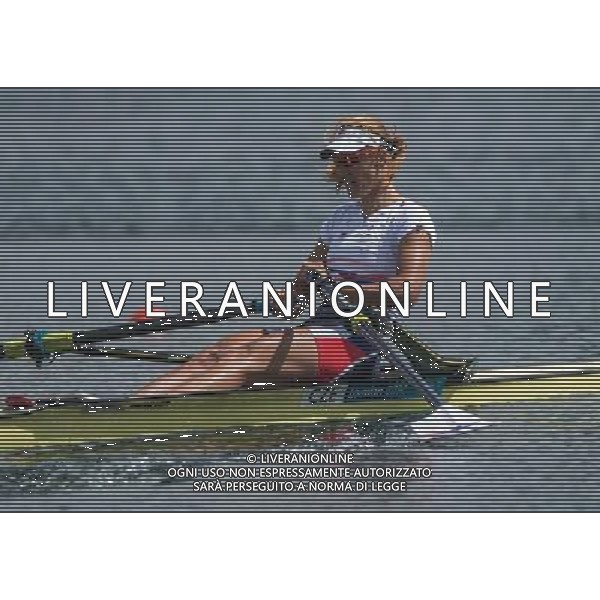 (120804) -- LONDON, Aug. 4, 2012 () -- Miroslava Knapkova of Czech Republic competes during women\'s single sculls final contest of rowing event, at London 2012 Olympic Games in London, Britain, on August 4, 2012. Miroslava Knapkova of Czech Republic won gold medal. (/cheng min) (nxl) ©PHOTOSHOT/Agenzia Aldo Liverani Sas - ITALY ONLY - GIOCHI OLIMPICI, OLIMPIADI LONDRA 2012