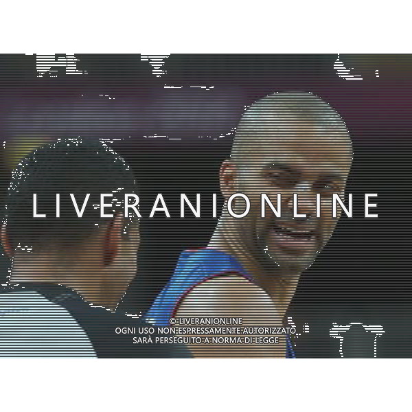 (120804) -- LONDON, Aug. 4, 2012 () -- Tony Parker of France takes part in men\'s basketball preliminary round group A match between France and Tunisia, at London 2012 Olympic Games in London, Britain, on August 4, 2012. France won 73-69. (/Meng Yongmin) (nxl) ©PHOTOSHOT/Agenzia Aldo Liverani Sas - ITALY ONLY - GIOCHI OLIMPICI, OLIMPIADI LONDRA 2012