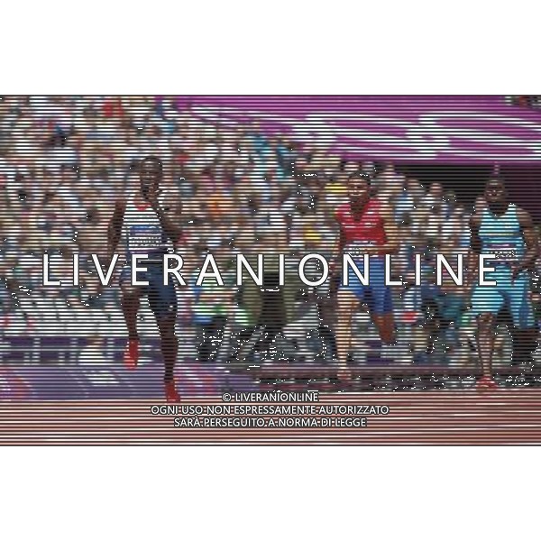 (120804) -- LONDON, Aug. 4, 2012 () -- Dwain Chambers of Britain (L) runs during the men\'s 100m round 1 heats at London 2012 Olympic Games, London, Britain, Aug. 4, 2012. Dwain Chambers was qualified for the semifinal with a time of 10.02 seconds. (/Liao Yujie) ©PHOTOSHOT/Agenzia Aldo Liverani Sas - ITALY ONLY - GIOCHI OLIMPICI, OLIMPIADI LONDRA 2012
