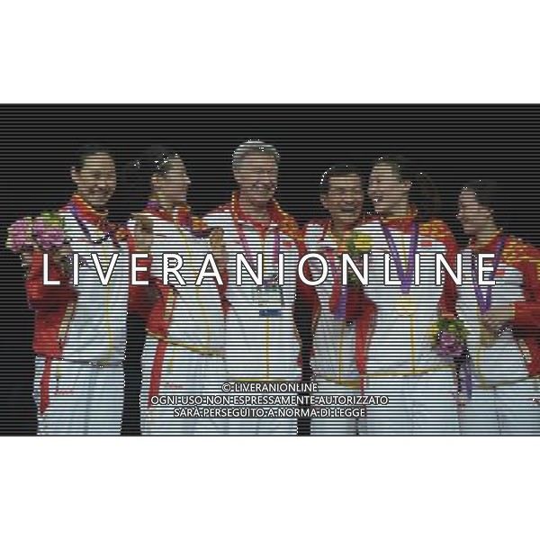 (120804) -- LONDON, Aug. 4, 2012 () -- Members of the Chinese team celebrate after winning in women\'s team epee competition, at London 2012 Olympic Games, London, Britain, Aug. 4, 2012. The Chinese team won gold medal. (/Wu Xiaoling) ©PHOTOSHOT/Agenzia Aldo Liverani Sas - ITALY ONLY - GIOCHI OLIMPICI, OLIMPIADI LONDRA 2012