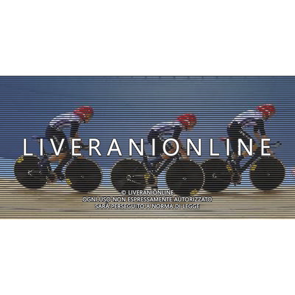(120804) -- LONDON, Aug. 4, 2012 () -- Members of the British team compete during women\'s cycling team pursuit finals contest, at London 2012 Olympic Games in London, Britain, on August 4, 2012. The British team won gold medal. (/Wang Jianhua) (nxl) ©PHOTOSHOT/Agenzia Aldo Liverani Sas - ITALY ONLY - GIOCHI OLIMPICI, OLIMPIADI LONDRA 2012