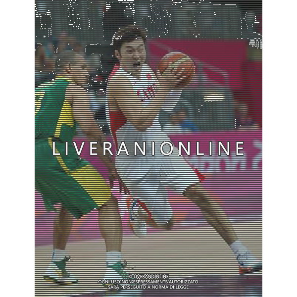 (120804) -- LONDON, Aug. 4, 2012 () -- Players compete during men\'s basketball preliminary round group B match between China and Brazil, at London 2012 Olympic Games in London, Britain, on August 4, 2012. Brazil won 98-59. (/Meng Yongmin) (nxl) ©PHOTOSHOT/Agenzia Aldo Liverani Sas - ITALY ONLY - GIOCHI OLIMPICI, OLIMPIADI LONDRA 2012
