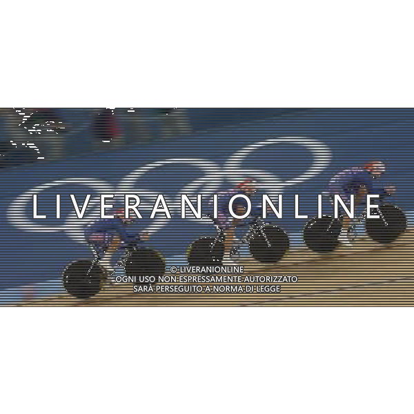 (120804) -- LONDON, Aug. 4, 2012 () -- Members of the American team compete during women\'s cycling team pursuit finals contest, at London 2012 Olympic Games in London, Britain, on August 4, 2012. The American team won silver medal. (/Li Ga) (nxl) ©PHOTOSHOT/Agenzia Aldo Liverani Sas - ITALY ONLY - GIOCHI OLIMPICI, OLIMPIADI LONDRA 2012
