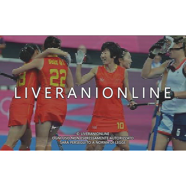 (120804) -- LONDON, Aug. 4, 2012 () -- Players of China celebrate scoring during the women\'s preliminary round group A match of Hockey between China and Britain at London 2012 Olympic Games, London, Britain, Aug. 4, 2012. China won the match 2-1. (/Gesang Dawa) ©PHOTOSHOT/Agenzia Aldo Liverani Sas - ITALY ONLY - GIOCHI OLIMPICI, OLIMPIADI LONDRA 2012