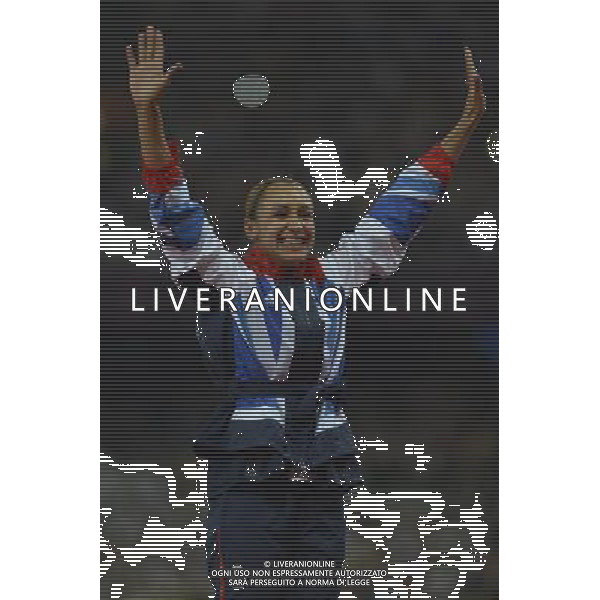 Gold medalist Jessica Ennis of Great Britain during the medal ceremony for Women\'s Heptathlon on Day 8 of the London 2012 Olympic Games at Olympic Stadium on August 4, 2012 in London, England. /PHOTOSHOT/AG ALDO LIVERANI SAS - ITALY ONLY -