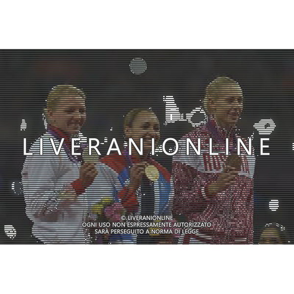 LONDON, ENGLAND - AUGUST 04: (L-R) Bronze medalist Tatyana Chernova of Russia, gold medalist Jessica Ennis of Great Britain and silver medalist Lilli Schwarzkopf of Germany pose on the podium during the medal ceremony for Women\'s Heptathlonon Day 8 of the London 2012 Olympic Games at Olympic Stadium on August 4, 2012 in London, England. /PHOTOSHOT/AG ALDO LIVERANI SAS - ITALY ONLY -
