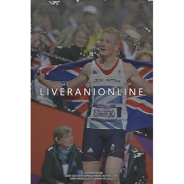Greg Rutherford of Great Britain celebrated his gold medal performance in the men\'s long jump final at Olympic Stadium during the 2012 Summer Olympic Games in London, England, Saturday, August 4, 2012. /PHOTOSHOT/AG ALDO LIVERANI SAS - ITALY ONLY -