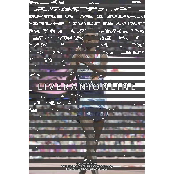 LONDON, ENGLAND - AUGUST 04: Mohamed Farah of Great Britain celebrates winning gold in the Men\'s 10,000m Final on Day 8 of the London 2012 Olympic Games at Olympic Stadium on August 4, 2012 in London, England. /PHOTOSHOT/AG ALDO LIVERANI SAS - ITALY ONLY -