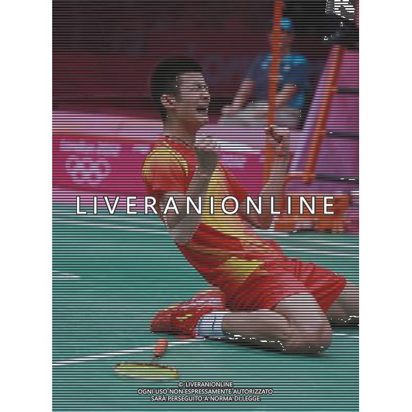 (120805) -- LONDON, Aug. 5, 2012 () -- China\'s Chen Long celebrates after winning men\'s badminton singles bronze medal match against Lee Hyun Il of South Korea, at London 2012 Olympic Games in London, Britain, August 5, 2012. Chen Long won the match 2-1 and won bronze medal. (/Ren Zhenglai) (zgp) /PHOTOSHOT/AG ALDO LIVERANI SAS - ITALY ONLY -