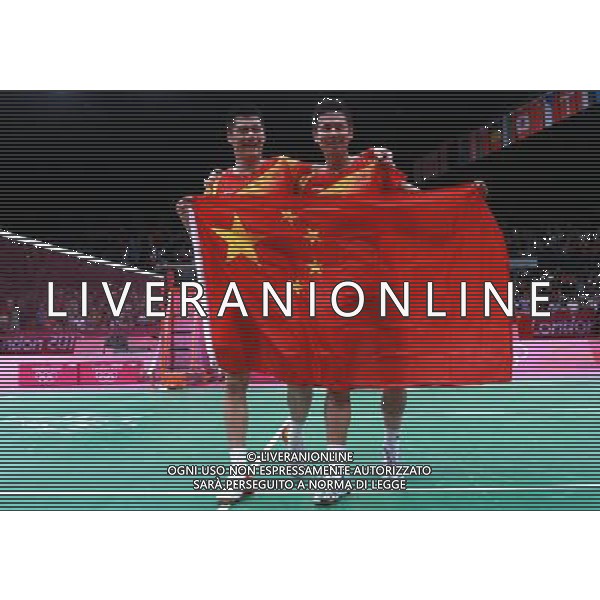 (120805) -- LONDON, Aug. 5, 2012 () -- China\'s Fu Haifeng (L)/Cai Yun celebrate after winning men\'s badminton doubles gold medal match against Mathias Boe/Carsten Mogensen of Denmark, at London 2012 Olympic Games in London, Britain, August 5, 2012. - China\'s Fu Haifeng/Cai Yun won the match 2-0 and won gold medal. (/Ren Zhenglai) (zgp) /PHOTOSHOT/AG ALDO LIVERANI SAS - ITALY ONLY -