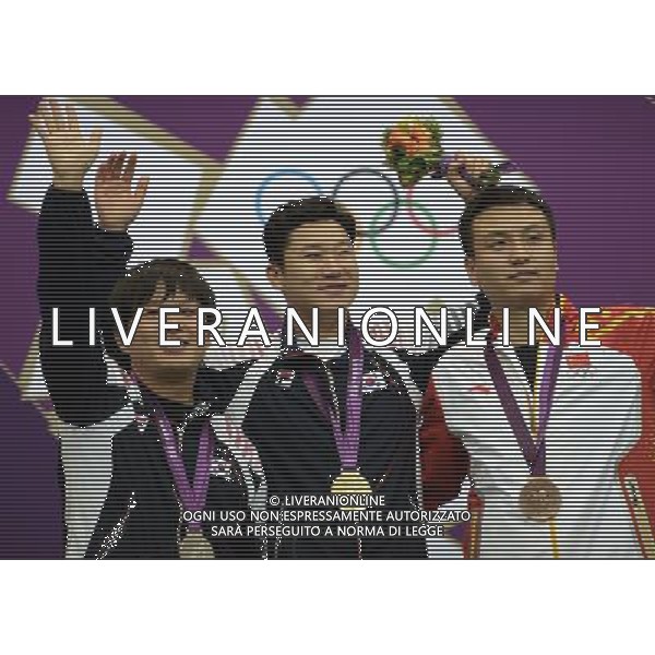 (120805) -- LONDON, Aug. 5, 2012 () -- Gold medalist Jin Jongoh (R), silver medalist Choi Young Rae, both of South Korea, and bronze medalist Wang Zhiwei of China pose at awarding ceremony of men\'s 50m pistol of shooting, at London 2012 Olympic Games in London, Britain, August 5, 2012. (/Zeng Yi) (zgp) /PHOTOSHOT/AG ALDO LIVERANI SAS - ITALY ONLY -