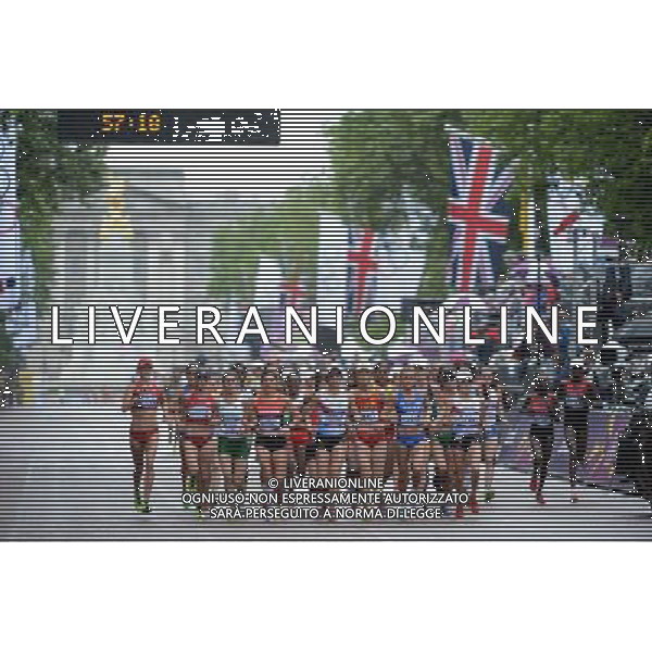 (120805) -- LONDON, Aug. 5, 2012 () -- Athletes compete during women\'s marathon final at London 2012 Olympic Games in London, Britain, August 5, 2012. Zhu ranked sixth in the final. (/Guo Yong) (zgp) /PHOTOSHOT/AG ALDO LIVERANI SAS - ITALY ONLY -