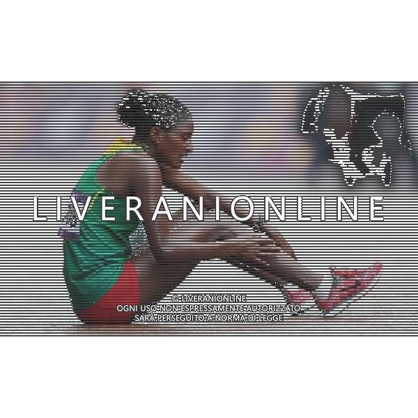 (120805) -- LONDON, Aug. 5, 2012 () -- Tiki Gelana of Ethitopia rests after women\'s marathon final at London 2012 Olympic Games in London, Britain, August 5, 2012.Tiki Gelana won gold medal. (/Wang Lili) (zgp) /PHOTOSHOT/AG ALDO LIVERANI SAS - ITALY ONLY -
