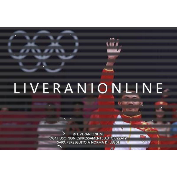 (120805) -- LONDON, Aug. 5, 2012 () -- China\'s Lin Dan poses at awarding ceremony of men\'s badminton singles, at London 2012 Olympic Games in London, Britain, August 5, 2012. China\'s Lin Dan won gold medal in this event. (/Ren Zhenglai) (zgp) /PHOTOSHOT/AG ALDO LIVERANI SAS - ITALY ONLY -