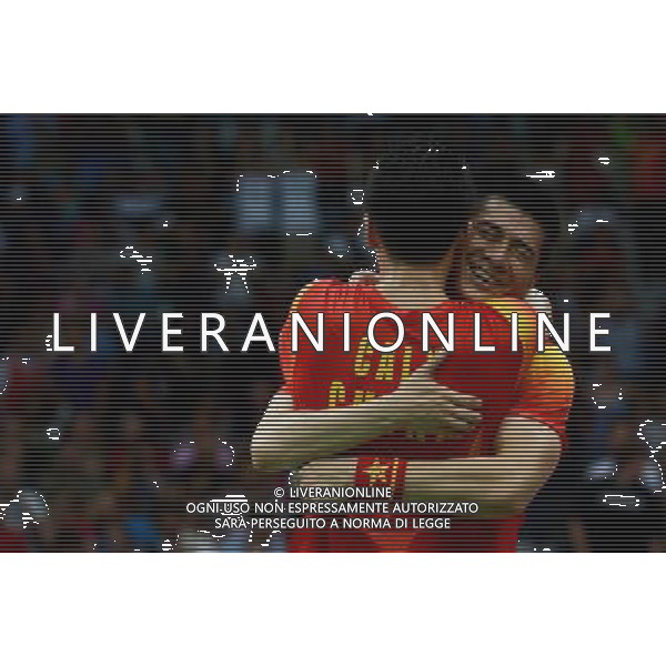 (120805) -- LONDON, Aug. 5, 2012 () -- China\'s Fu Haifeng (back)/Cai Yun celebrate after winning men\'s badminton doubles gold medal match against Mathias Boe/Carsten Mogensen of Denmark, at London 2012 Olympic Games in London, Britain, August 5, 2012. - China\'s Fu Haifeng/Cai Yun won the match 2-0 and won gold medal. (/Wang Jianhua) (zgp) /PHOTOSHOT/AG ALDO LIVERANI SAS - ITALY ONLY -