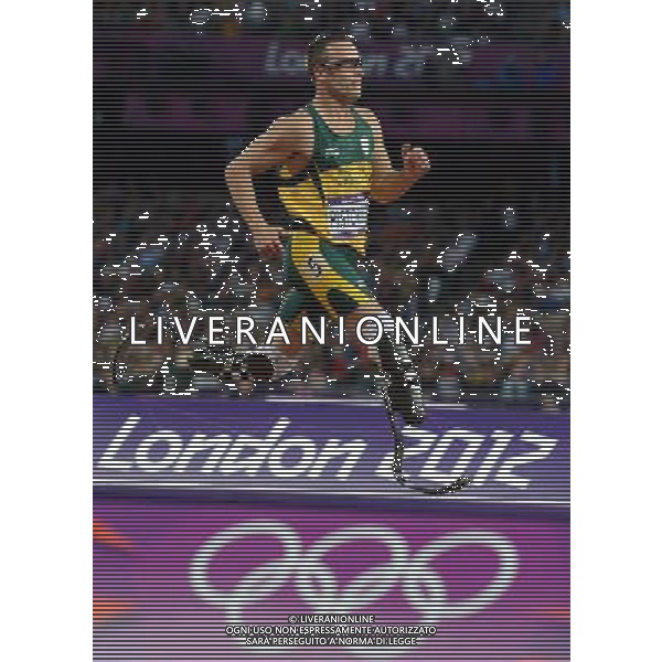 (120805) -- LONDON, Aug. 5, 2012 () -- Oscar Pistorius of South Africa takes part in men\'s 400m semifinal contest, at London 2012 Olympic Games in London, Britain, on August 5, 2012. Oscar Pistorius of South Africa failed to make it to the finals. (/Liao Yujie) (nxl) /PHOTOSHOT/AG ALDO LIVERANI SAS - ITALY ONLY -