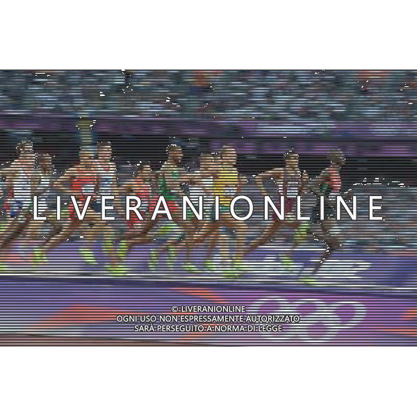 (120805) -- LONDON, Aug. 5, 2012 () -- Athletes compete during men\'s 1500m semifinal match, at London 2012 Olympic Games in London, Britain, on August 5, 2012. (/Yang Lei) (nxl) /PHOTOSHOT/AG ALDO LIVERANI SAS - ITALY ONLY -