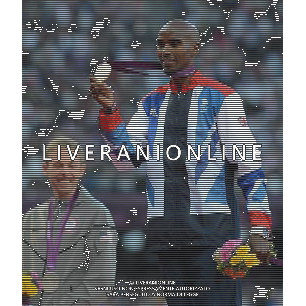 (120805) -- LONDON, Aug. 5, 2012 () -- Gold medalist Mohamed Farah of Britain attends victory ceremony of men\'s 10,000m contest, at London 2012 Olympic Games in London, Britain, on August 5, 2012. (/Yang Lei) (nxl) /PHOTOSHOT/AG ALDO LIVERANI SAS - ITALY ONLY -