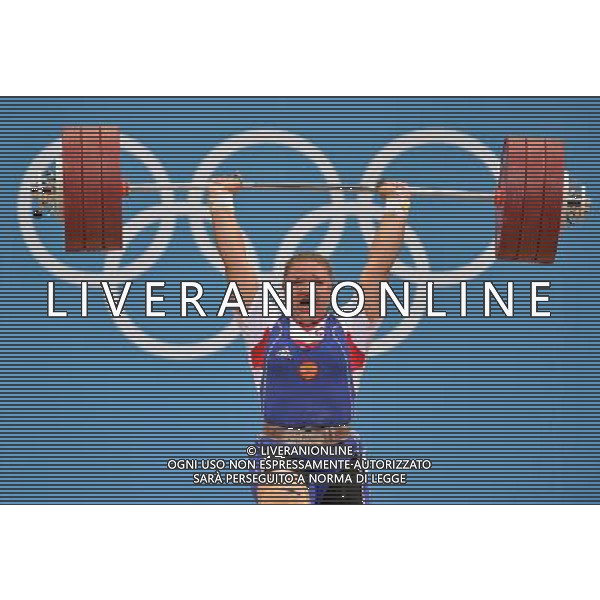 (120805) -- LONDON, Aug. 5, 2012 () -- Tatiana Kashirina of Russia competes in women\'s +75kg weightlifting competition, at London 2012 Olympic Games in London, Britain, on August 5, 2012. Tatiana Kashirina of Russia won silver medal. (/Liu Dawei) (zgp) /PHOTOSHOT/AG ALDO LIVERANI SAS - ITALY ONLY -