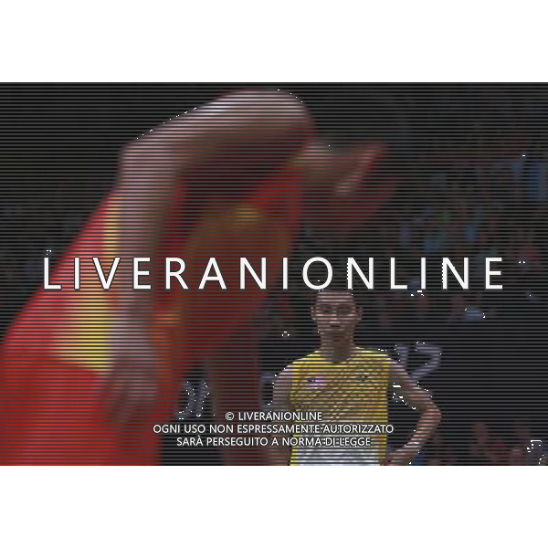 (120805) -- LONDON, Aug. 5, 2012 () -- Lee Chong Wei (R) of Malaysia comeptes during men\'s badminton singles gold medal match against Lin Dan of China, at London 2012 Olympic Games in London, Britain, August 5, 2012. Lee Chong Wei lost the match 1-2 and won silver medal. (/Ren Zhenglai) (zgp) /PHOTOSHOT/AG ALDO LIVERANI SAS - ITALY ONLY -