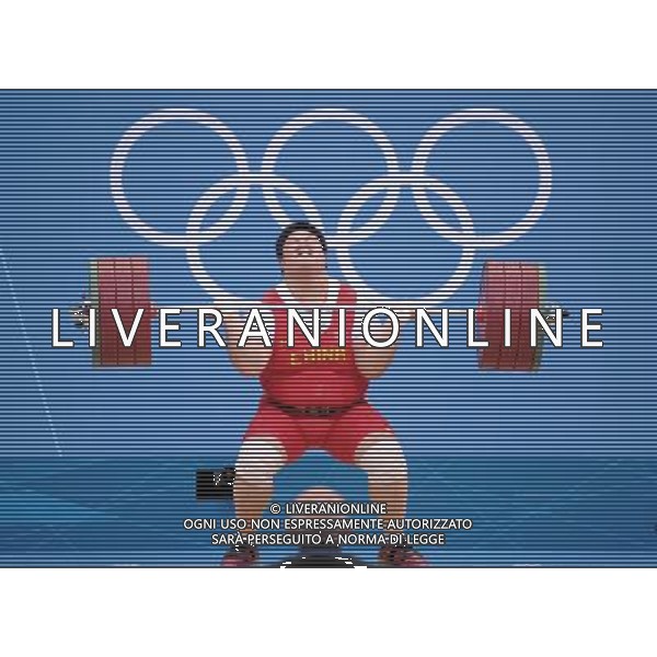(120805) -- LONDON, Aug. 5, 2012 () -- Zhou Lulu of China competes during women\'s +75kg weightlifting competition, at London 2012 Olympic Games in London, Britain, on August 5, 2012. Zhou Lulu claimed title in this event. (/Liu Dawei) (zgp) /PHOTOSHOT/AG ALDO LIVERANI SAS - ITALY ONLY -