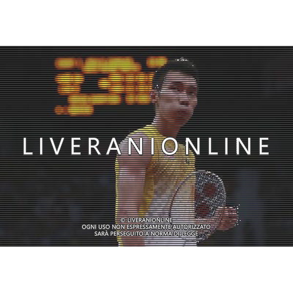 (120805) -- LONDON, Aug. 5, 2012 () -- Lee Chong Wei of Malaysia comeptes during men\'s badminton singles gold medal match against Lin Dan of China, at London 2012 Olympic Games in London, Britain, August 5, 2012. Lee Chong Wei lost the match 1-2 and won silver medal. (/Ren Zhenglai) (zgp) /PHOTOSHOT/AG ALDO LIVERANI SAS - ITALY ONLY -