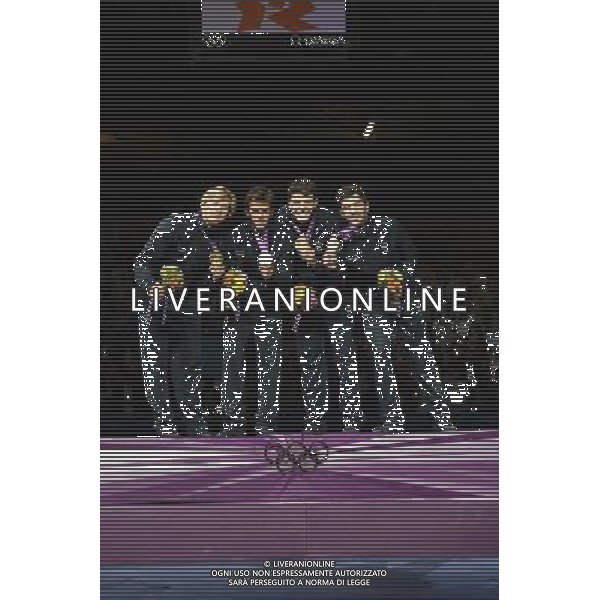 Londra, 05/08/2012. Olimpiadi London 2012. Scherma. Andrea Cassarˆ, Valerio Aspromonte, Andrea Baldini e Giorgio Avola vincono la medaglia d\' Oro nel Fioretto a Squadre battendo il Giappone per 45-39. Foto di Ferdinando Mezzelani / GMT
