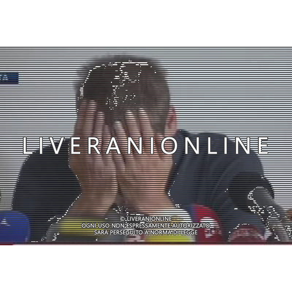 Alex Schwazer in conferenza stampa per spiegare la sua situazione sulla sua squalifica dai giochi olimpici di Londra 2012 immagini televisive SKYSPORT24/AG ALDO LIVERANI OBBLIGATORIO CITARE LA FONTE TELEVISIVA