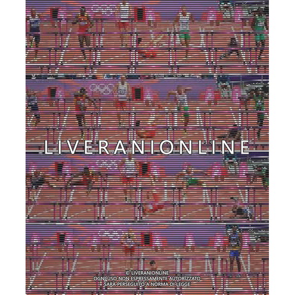 (120807) -- LONDON, Aug. 7, 2012 () -- The combo photo taken on Aug. 7, 2012 shows the consecutive moments of China\'s Liu Xiang (C) falling during men\'s 110m hurdles heat at London 2012 Olympic Games, London, Britain. Liu Xiang tumbled and was disqualified for semifinal.(/Chen Xiaowei)(zgp) AG ALDO LIVERANI S A S ONLY ITALY
