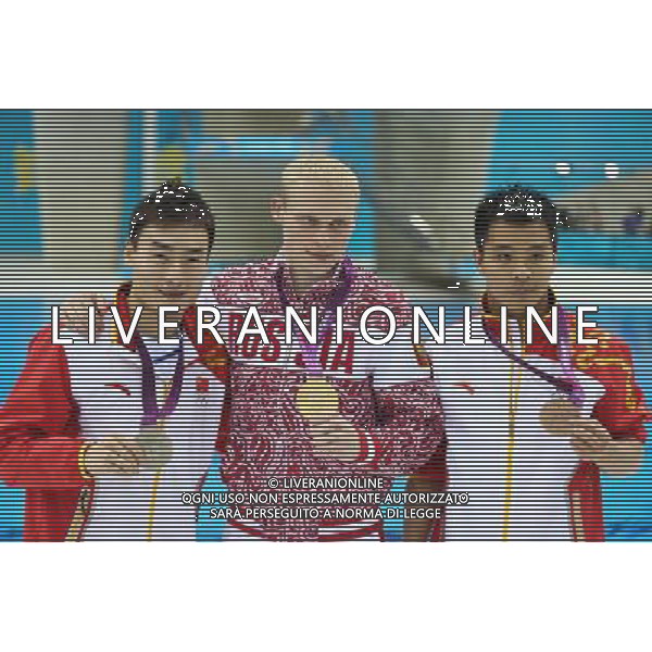(120807) -- LONDON, Aug. 7, 2012 () -- Gold medalist Ilya Zakharov of Russia (C), silver medalist Qin Kai of China (L) and bronze medalist He Chong of China attend victory ceremony of men\'s diving 3m springboard final contest, at London 2012 Olympic Games in London, Britain, on August 7, 2012. (/Fei Maohua) (nxl) AG ALDO LIVERANI S A S ONLY ITALY