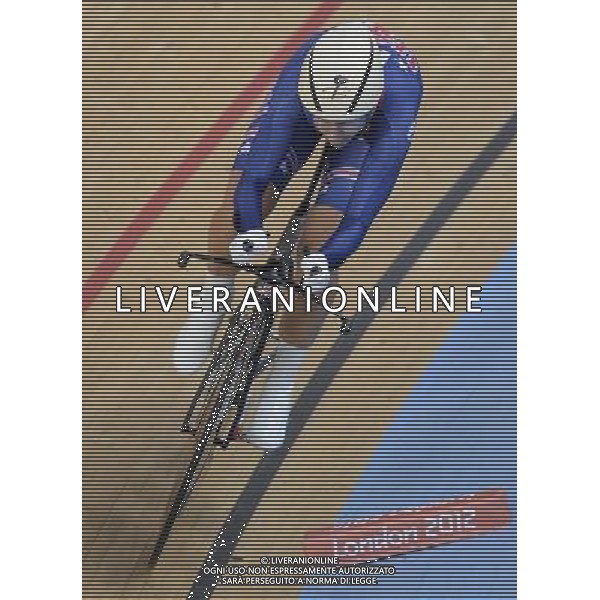 (120807) -- LONDON, Aug. 7, 2012 () -- Sarah Hammer of USA competes in women\'s omnium competition of cycling track event, at London 2012 Olympic Games in London, Britain, on August 7, 2012. Sarah Hammer of USA won silver medal. (/Li Ga) (nxl) AG ALDO LIVERANI S A S ONLY ITALY