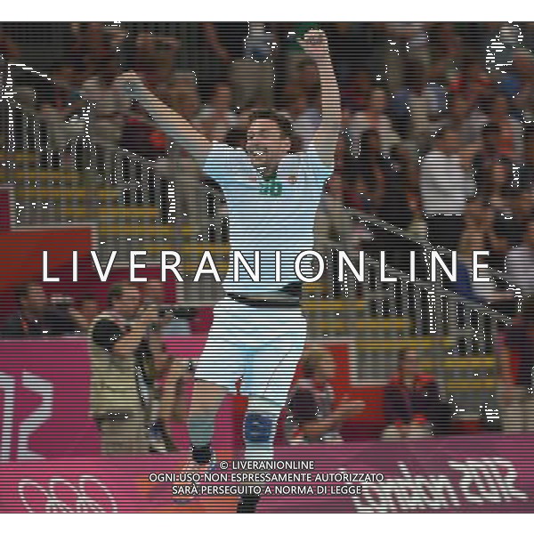 (120808) -- LONDON, Aug. 8, 2012 () -- Mate Lekai of Hungary celebrates scoring during the quarterfinal match of men\'s handball against Iceland at London 2012 Olympic Games, London, Britain, Aug. 8, 2012. Hungary won the match 34-33 and advanced to the next round. (/Guo Yong) /PHOTOSHOT/AG ALDO LIVERANI SAS ITALY ONLY -
